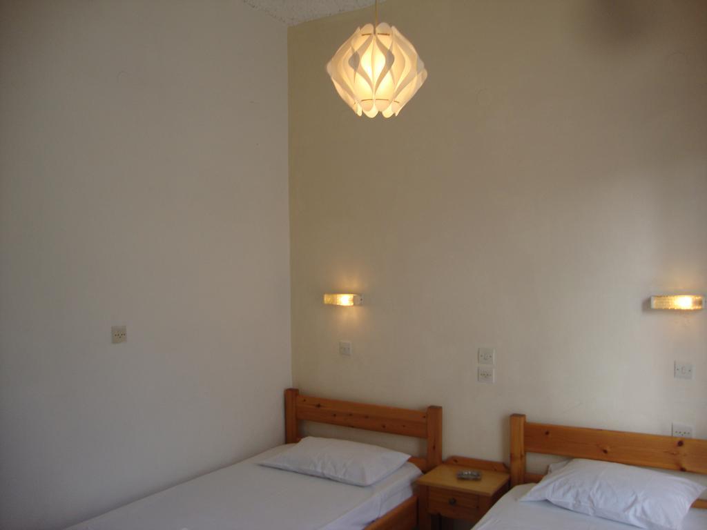 Alex Apartments Róda Kültér fotó