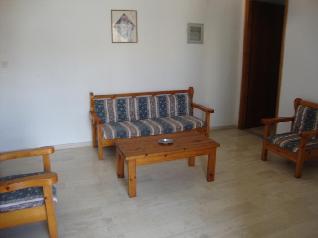 Alex Apartments Róda Kültér fotó