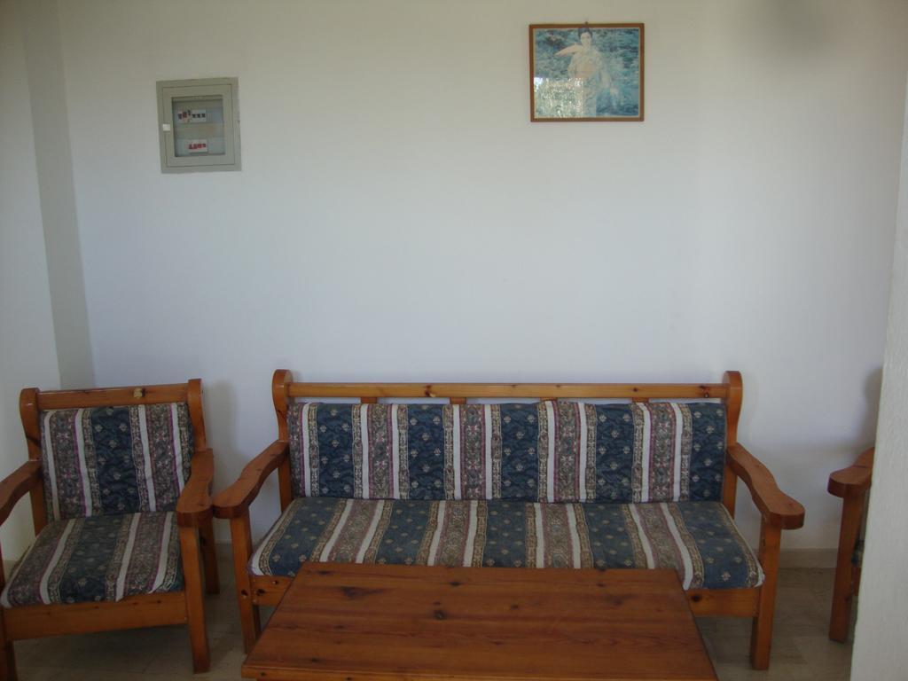 Alex Apartments Róda Kültér fotó