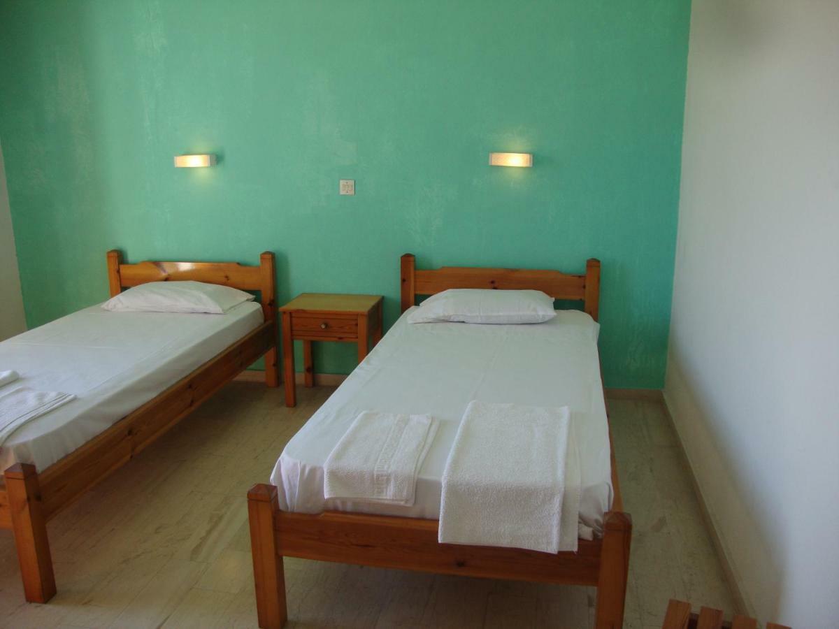 Alex Apartments Róda Kültér fotó